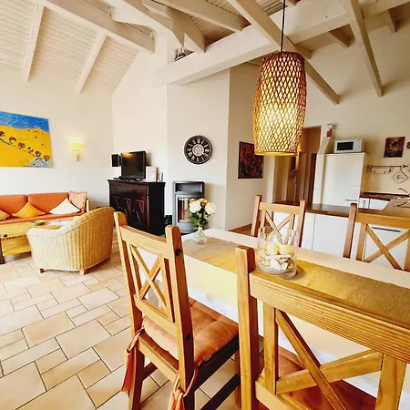 Godewind Apartment
